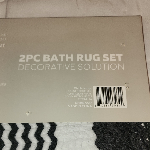 Fresh Home Black and White Bath Rug Set - Picture 4 of 4